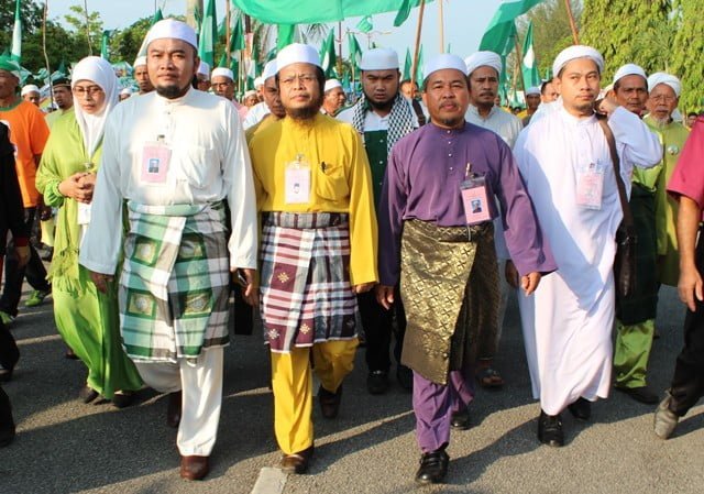 5 calon Besuta http://www.buletinonline.net/images/stories/aberita19/5%20calon%20Besuta.jpg